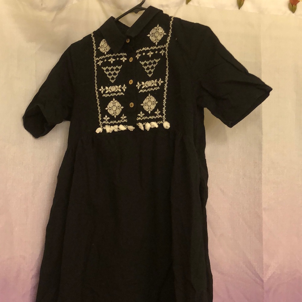 Brand: Stevie Hender| Size: S| Color: Black